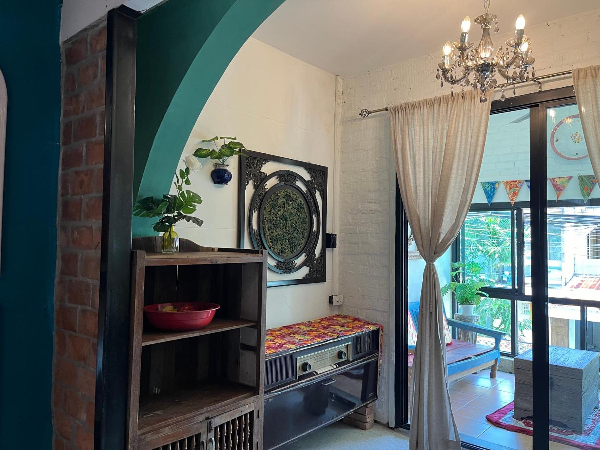 Apartamento Auntie & Niece Phuket Ban Sam Kong Exterior foto