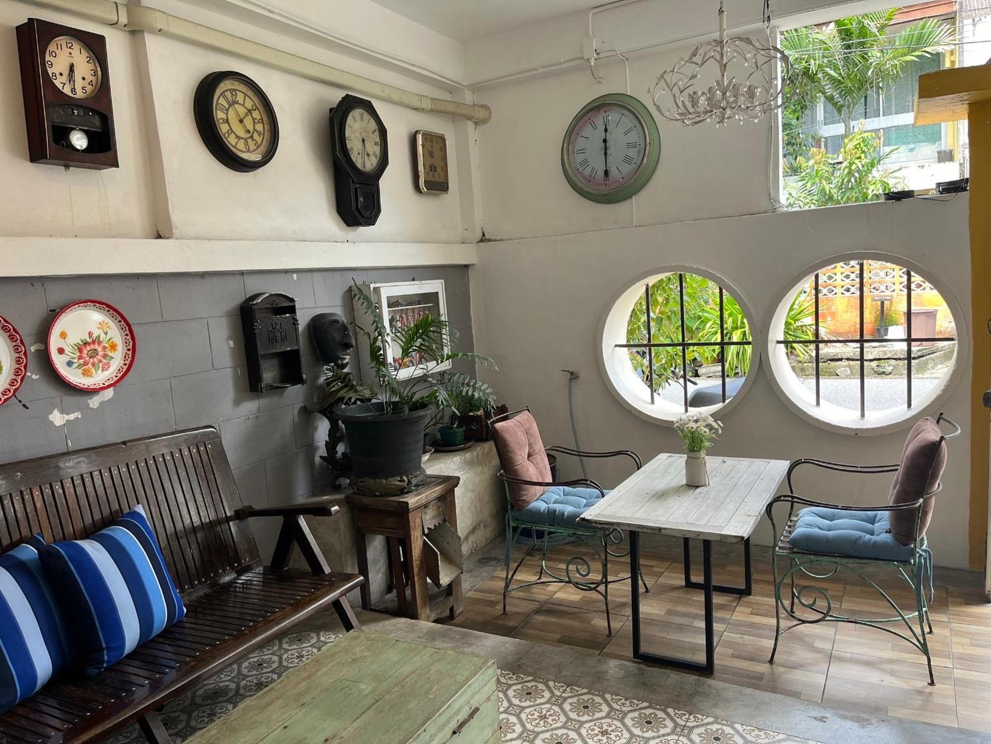 Apartamento Auntie & Niece Phuket Ban Sam Kong Exterior foto