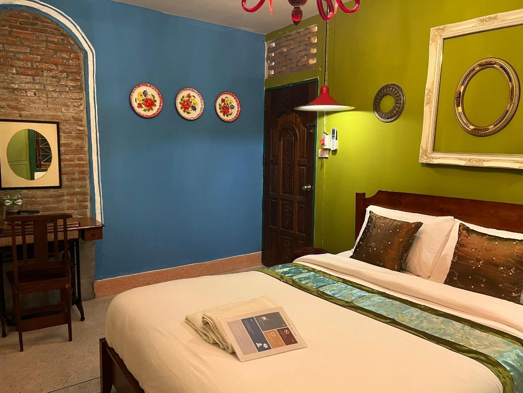 Apartamento Auntie & Niece Phuket Ban Sam Kong Exterior foto