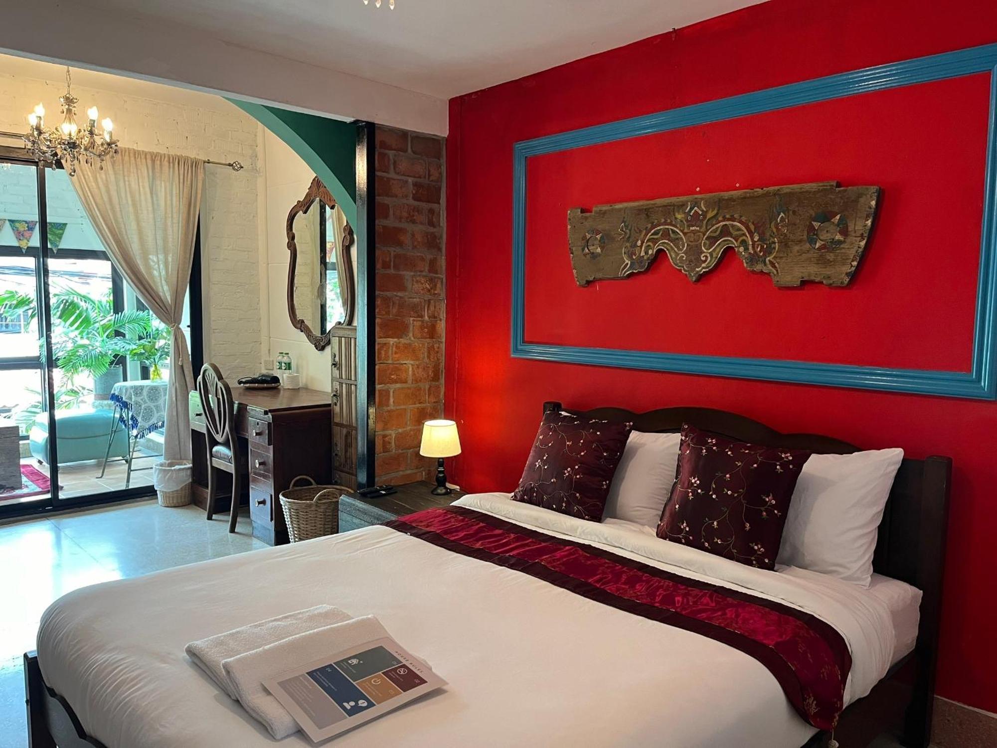 Apartamento Auntie & Niece Phuket Ban Sam Kong Exterior foto