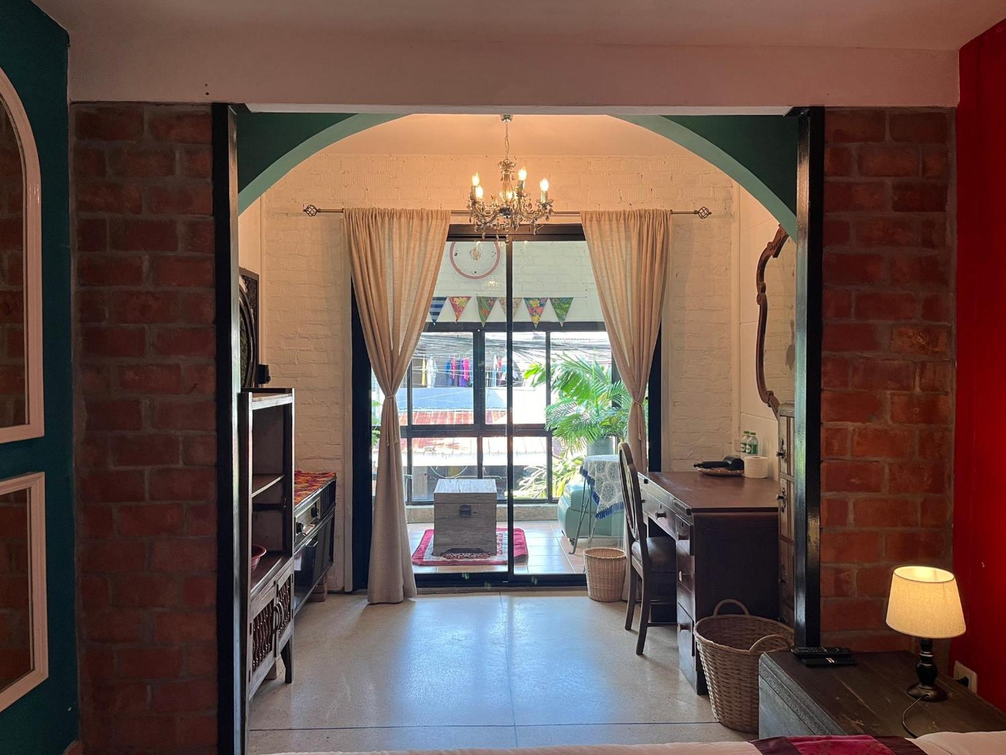Apartamento Auntie & Niece Phuket Ban Sam Kong Exterior foto